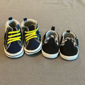 Infant Baby Shoes Size Newborn 2 pairs